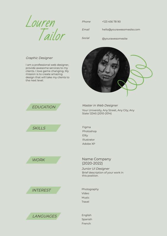 Green Modern Designer Resume